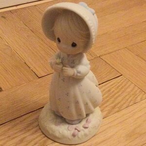 Precious Moments HE Loves Me